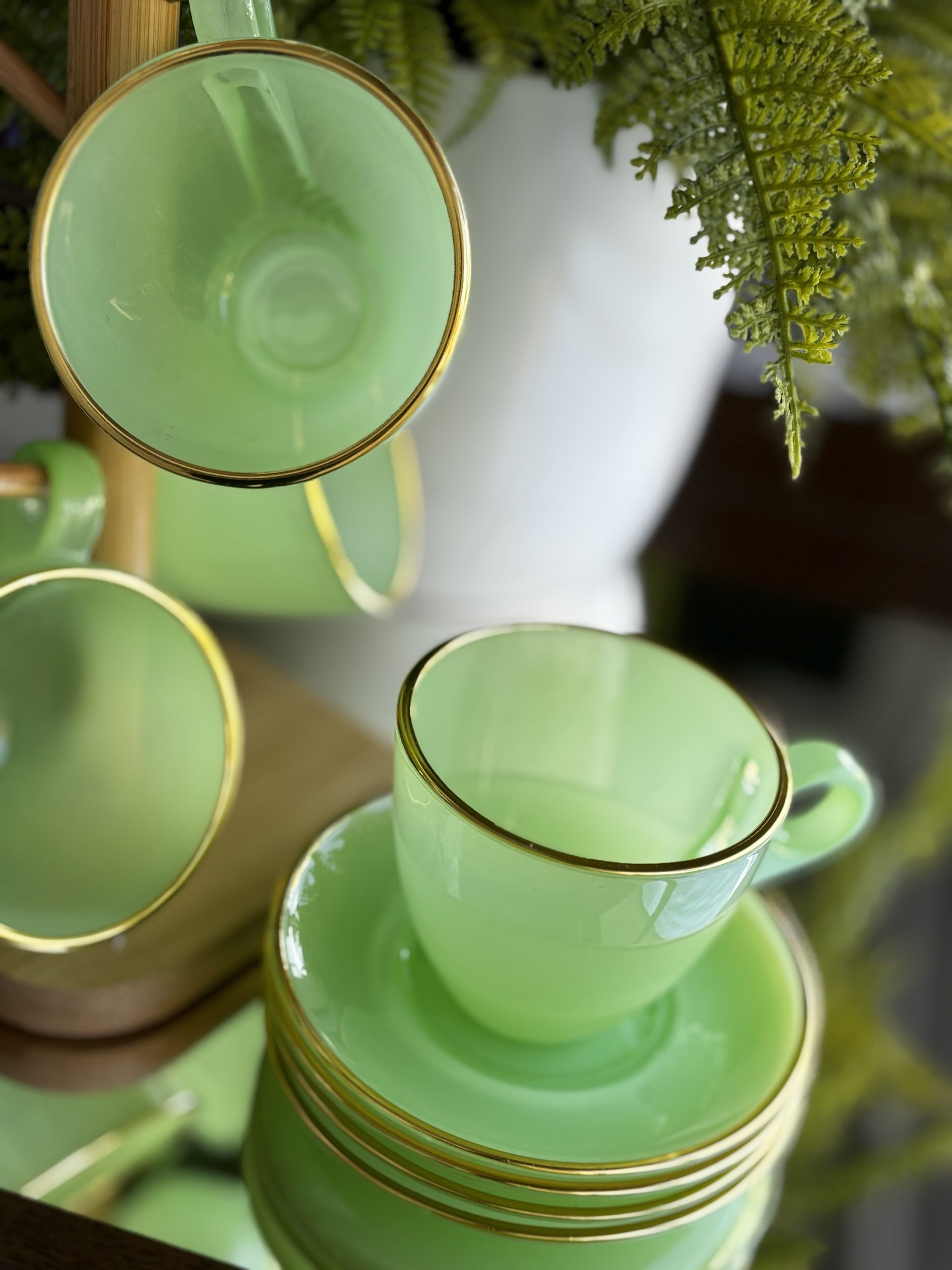 Conjunto de Xícaras com Pires Verde com Dourado | Casa Decor