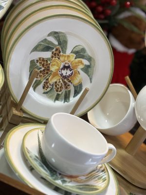 Pratos de sobremesa estampa tropical com 6 unidades