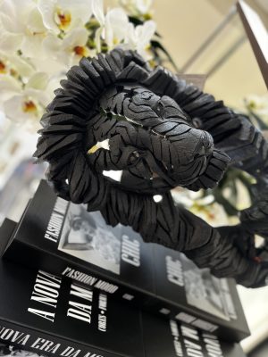 Escultura Leão Preto